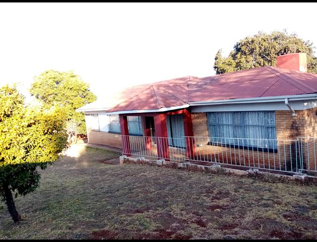 4 BEDROOM HOUSE FOR SALE IN SUNNYRIDGE